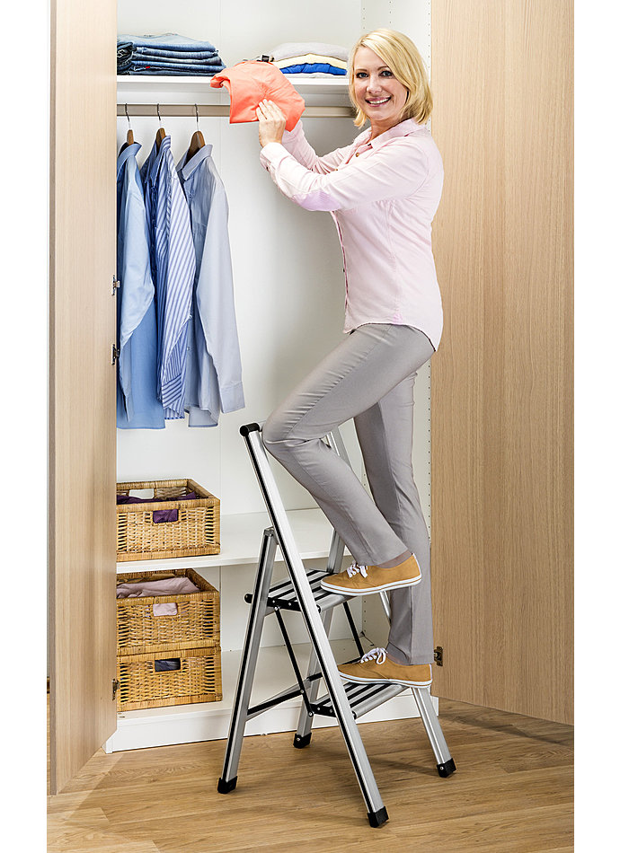 Auf diesem Bild sehen Sie das Produktbild 3 fr ALU-DESIGN KLAPPTRITTLEITER 2-STUFIG