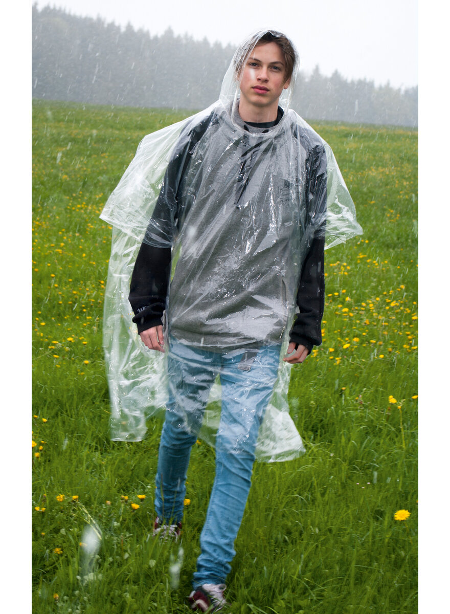 Auf diesem Bild sehen Sie das Produktbild 1 fr NOTFALL-REGENPONCHO TRANSP. 100 % BIOLOGISCH ABBAUBAR
