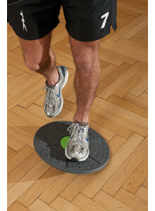 BALANCE-BOARD