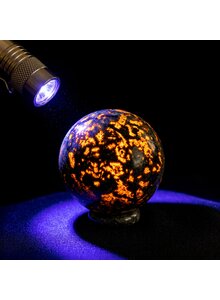 Auf diesem Bild sehen Sie das Produktbild für YOOPERLITE-KUGEL 5,5 CM MIT UV-TASCHENLAMPE